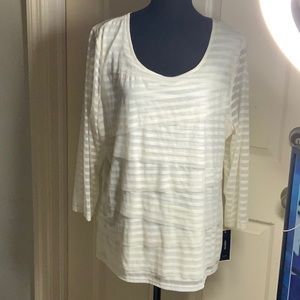 👚. VERY  OFF WHITE DRESS BLOUSE. NWT